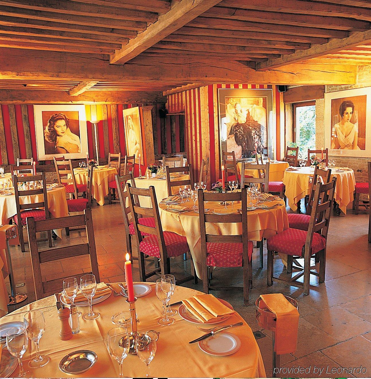 Les Manoirs De Tourgeville Deauville Restoran foto